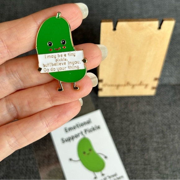 Jewelry - POSITIVE PICKLE Brooch Pin + Affirmation Card Set, Green, Gold